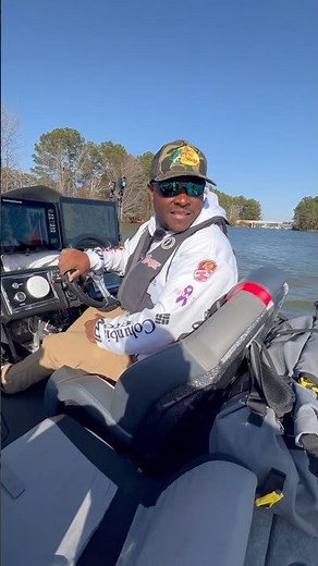 Mark Daniels Jr. Survives to Fish on Championship Day #short