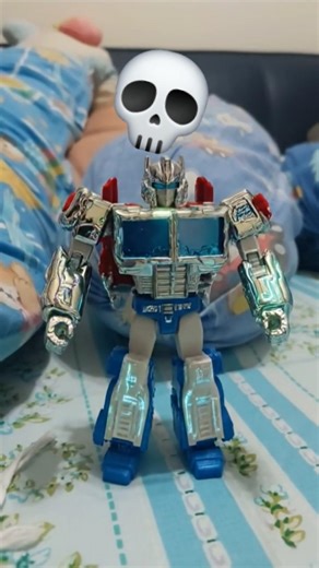 transformers to cyborg!