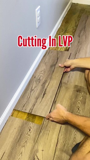 How To Cut In LVP Flooring #tools #tip #tutorial #diy #realestate #homeimprovement #diyproject #flooring