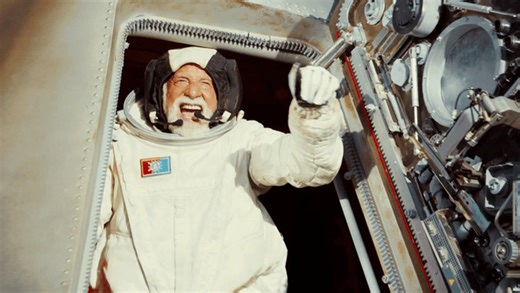 Dos Equis Brings Back The Most Interesting Man In The World