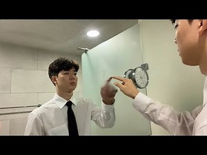 거울 속 내 모습 3시간 동안 쉬지 않고 바라보기