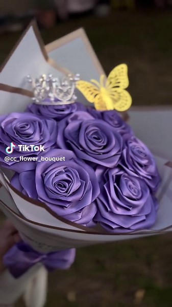 Purple Bouquet: The Perfect Gift Ideas for Her