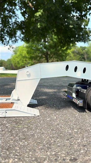 Custom JTI lowboy trailer. #rc #lowboytrailer