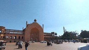 Rumi Darwaza (Gate) also called known as the (Turkish Gate), Constructed in 1784 under the rule of Lucknow Nawab Asaf-ud-Daula, it is a fine example of Awadhi architecture, 6-2-2025 uttarpradesh india