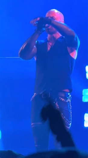 "Throwing it back to an epic performance as we countdown to the Daughtry & Seether 2025 tour! The energy is through the roof! Don't miss out! 🤘 #Daughtry #Seether #RockTour2025" | Soundwave Stories