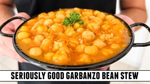 Best-ever canned garbanzo bean stew | Garbanzos a la catalana recipe