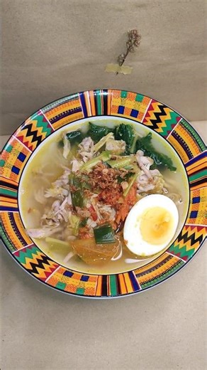 semangkuk soto ayam hangat rumahan🍲 #cooking #food #soto
