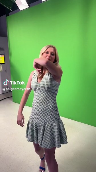 News Anchor Greenscreen Fail: Let's Dance Moment