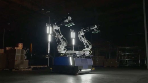 Dexterity Unveils Mech: AI-Powered “Superhumanoid” Robot for Heavy-Duty Warehouse Tasks