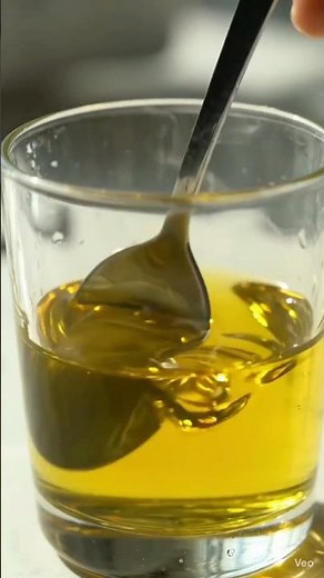 What is a Newtonian Fluid? (Easy DIY Science Experiment)