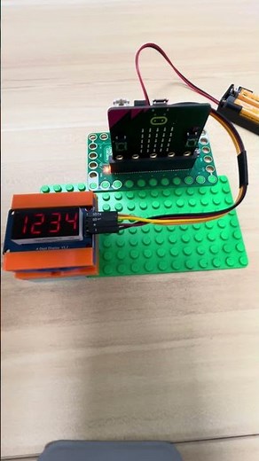 Micro:bit w/ 7 Segment Display- Intensity #coding #microbit #shorts #stem #7segmentdisplay #7segment