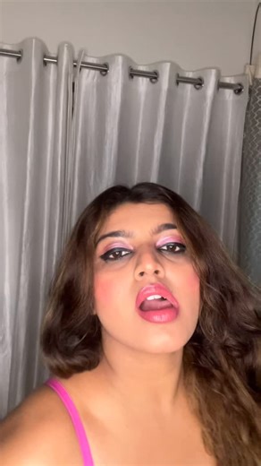 Mrunal Kukade on Instagram: "Hopin on trend 😈 #trendingnow #explore #trendingreels #fyiviralシ゚ #fyi #fyp #trending #viralreels #feed #viral #fyiシ゚viralシ #fyifact #sugaronmytongue #trend #trendreels #viralvídeo #explorepage #explorepage✨ #explorer #feedfeed #fypage #fypppppppppppppppppppppppppppppppppppppppppppppppppppppppppppppppppppppp #fypシ #viralreelsindia #reelsindia #hopingontrend #trendy #instatrend #transitions #transitionalstyle"