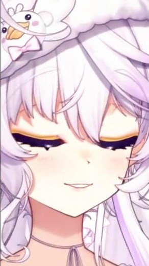 Elia Can't Recognize Herself in the Mirror #vtuber