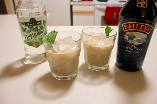 Baileys Irish Cream with Peppermint Schnapps - Mr. B Cooks