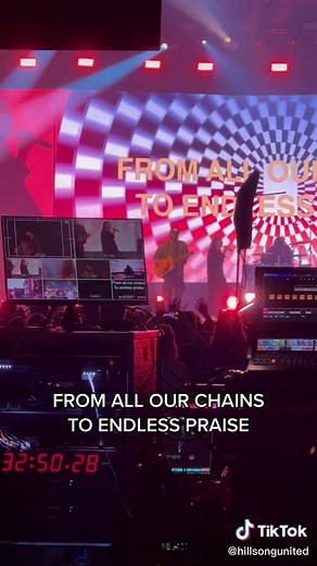 POV: You’re controlling lights from the booth 🪩👀❤️‍🔥 #hillsong #jesus #worship #hillsongunited #knowyouwill #christiantiktok #fyp #music #christian