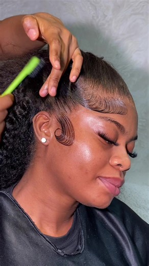Learn How to Properly Install a Frontal Wig