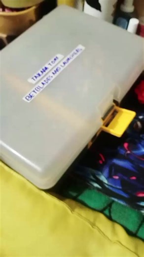 Drain Fafnir vs Killer Deathscyther: A Beyblade Battle