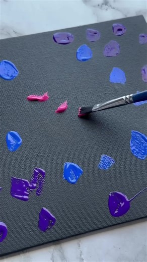 Creative Acrylic Paint Techniques for Artistic Expression