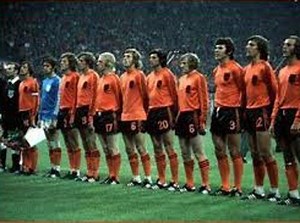 La doppietta di Cruijff all'Italia nel 1974: vince l'Olanda 3-1
