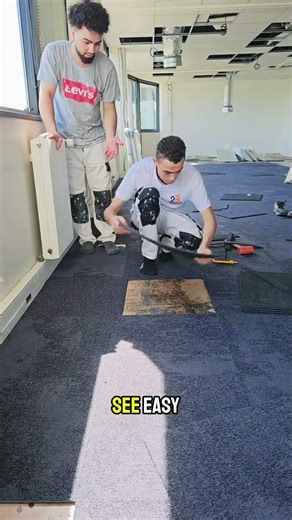 Sloppy Carpet Cutting vs Precision Method #beforeandafter #renovation #satisfying