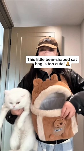 Kitten Actress on Instagram: "🎒🐱 Cutest Carry Buddy Ever! This cat backpack isn’t just practical — it’s a whole vibe. Whether you’re heading to the vet or going on a weekend stroll, your fur baby rides in comfort and style 💼✨ #dog #kitty"