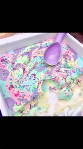 Enjoy a Wonderful Day with Festive Fashion