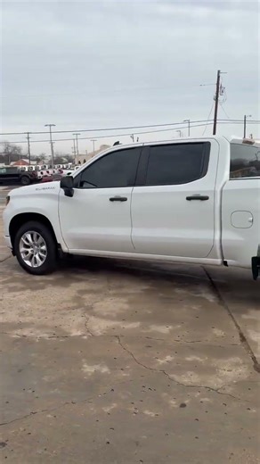 2024 Chevrolet Silverado 1500 Custom 4WD – Summit White