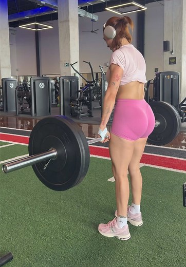 Ejercicios de Core para Nalgonas en el Gimnasio