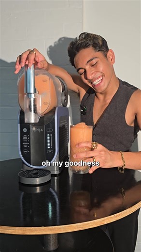 Frozen drink lovers, this one’s for you! ❄️ Say hello to the Ninja SLUSHi™ Professional Frozen Drink Maker—your must-have for flavour-packed slushies, frozen cocktails, frappés, milkshakes & more at the touch of a button! 🔥 RapidChill™ Technology freezes your favourite drinks—no ice, no watered-down taste. 🍓 5 preset settings for custom frozen creations every time. 🥶 Keeps drinks frozen for up to 12 hours—so you can sip all day! 🥤 Create frozen drinks in as little as 15 minutes! Sold out in 