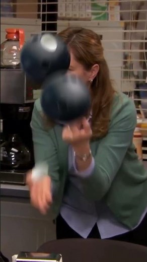 Pam juggling Eggs and Bowling balls #theoffice #theofficeedit