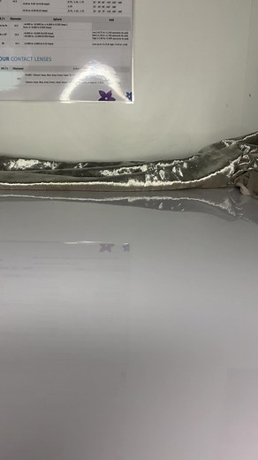 Unbox our latest Frame of the Week with us! Bold and elegant, the Ray-Ban Zena captures both styles effortlessly, whether you’re lazing at the beach, or at an underground party, these iconic sunglasses will suit it all! Get yours today at Eye Care Optical! #fyp #fypsa #SAMA28 #rayban #zena #sunglasses #uvprotection #bold #frames #eyecare #optometry #vision