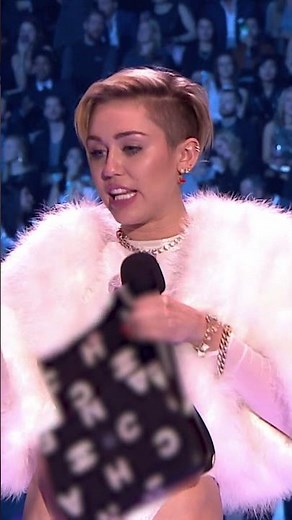 Miley Cyrus | 2013 MTV EMAs