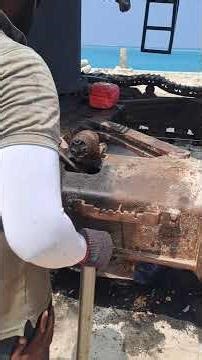 How to understand idlers wheel spring remove system #viral #excavatorundercarriagerepair #undercarri