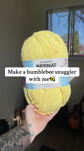 Cute Bumblebee Plushie: Handmade Crochet Pattern