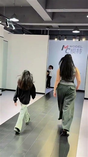 Learn to be a model, walk the runway, here we come!