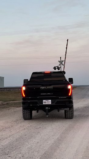 Mid.#lean #trucktok #fyp #l5pduramax #bubbatruck🌾 #camlocker #37s #deleted2024duramax