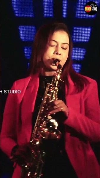 Saxophone Queen Lipika Samanta || Song ~ Tohfa Tohfa Laya Laya || Saxophone Music || Bikash Studio