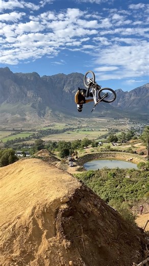 THE YT MOB on Instagram: "@whoisdylan making the most of the crazy hangtime ⏱️ throwing shapes on those Darkfest jumps 🔥 #theytmob #ytindustries"