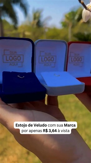 Estojo de veludo personalizado com sua marca, disponível em várias cores, com menor preço do Brasil. Você só encontra aqui na Da Vinci. Toque no botão e fale conosco no WhatsApp! | Davinci Estojos & Fornituras
