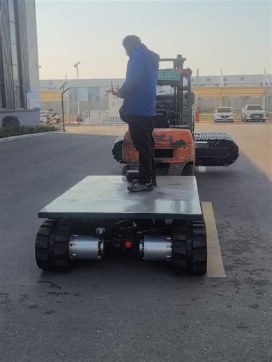 Remote-controlled track vehicle load capacity test