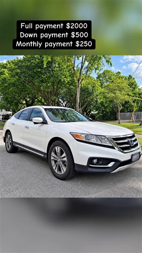 2013 Honda Crosstour · EX Sport Utility 4D Selling my 2013 Honda Crosstour EX. It's been my second car and honestly I don’t drive it enough to keep paying for insurance. It's the V6 model (the good one), 3.5L, 278 hp, paired with a smooth 6-speed automatic. Runs and drives great. Quick facts: 137,826 miles 3.5L V6 / 6-speed automatic / front-wheel drive Seats 5, 5-door hatch with huge cargo area ~20 city / 30 hwy MPG Clean title Condition: Well maintained and ready to drive. Features: Power Sunr