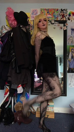 Void (@void.zero) - Fellas, is it gay to date the homies? #hotgothgf #crossdresser #feminineguy #misaamane #deathnote #cosplay #gothgf