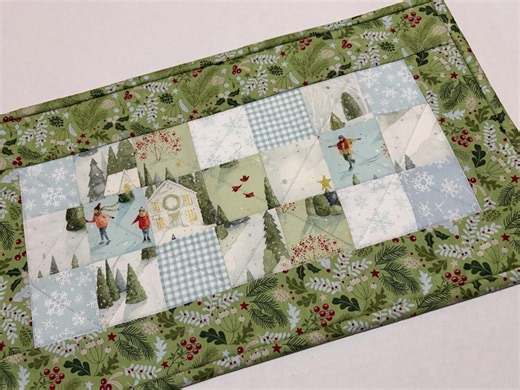 Christmas Village Quilted Table Runner, Winter Forest Theme Table Topper, (10 1/2" X 18 1/2") - Etsy