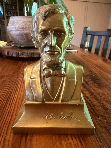 Vintage Abraham Lincoln Bust Bookend Brass Tone Presidential Statue | Americana Decor | Civil War History Office Shelf Decor