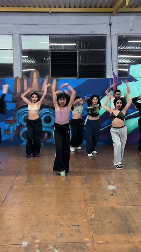 Vogue Dance Moves: Embracing Alter Ego Styles