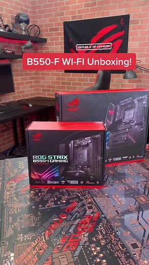 ROG Strix B550-F Gaming: Unboxing and Overview