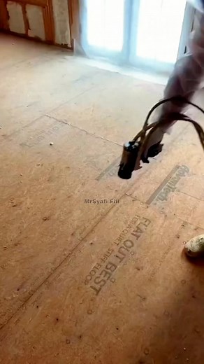 1.3M views · 31K reactions | Apa itu kelas logika? - Cerita pendek #reelsfb #satisfying #story #jokes | MrSyafi Fii | Facebook