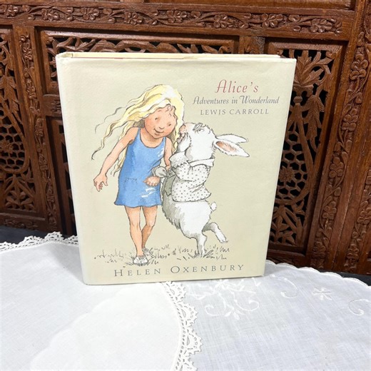 Vintage Alice's Adventures in Wonderland by Lewis Carroll Illustrated by Helen Oxenbury - Etsy