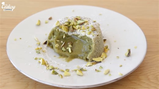The pistachio lava cake recipe that turns dessert into pure luxury