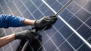 Wegen Preisverfall bei Solartechnik: Großer Solaranlagen-Hersteller insolvent